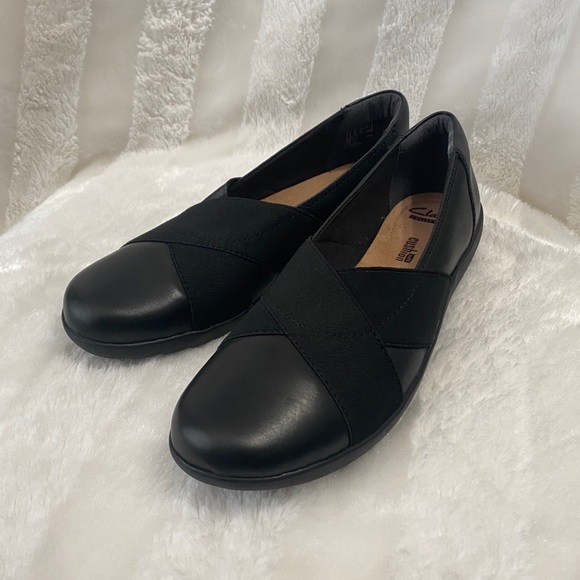 clarks soft cushion flats